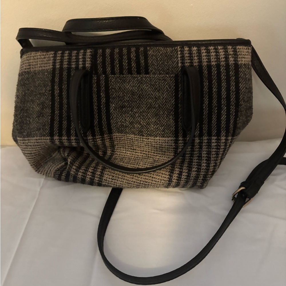 Stylish Black and Gray Women's purse